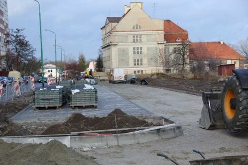 JAWOR. Międzypokoleniowe spotkanie w bibliotece