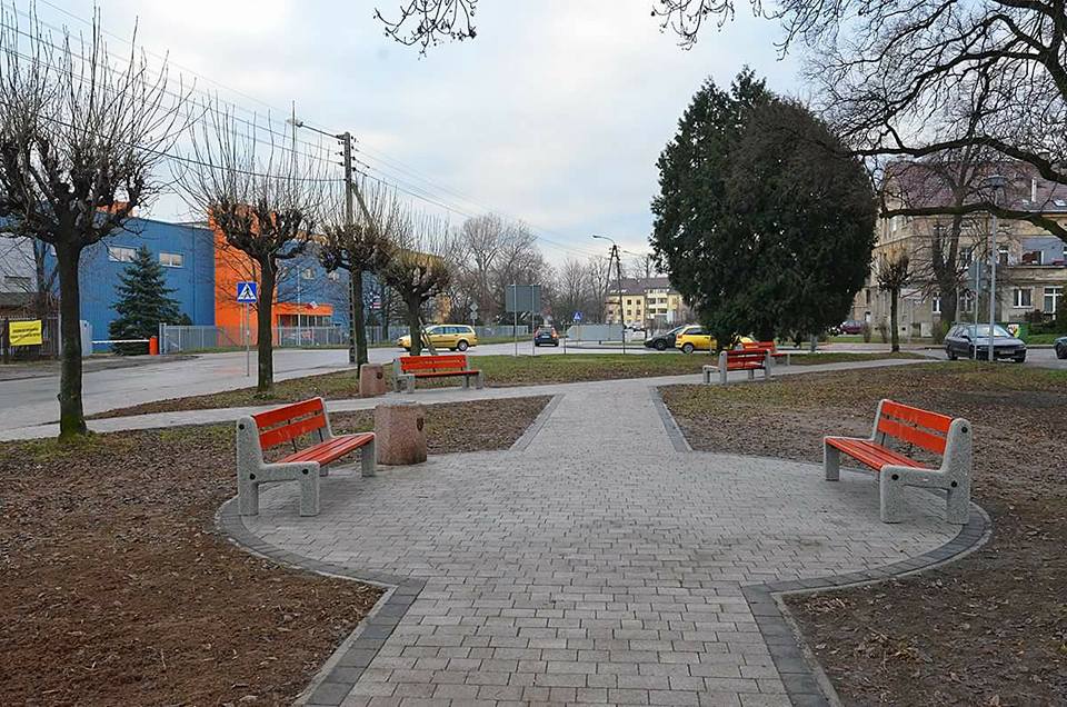 JAWOR. Odnowili skwerek