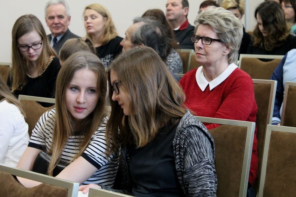 LEGNICA. Złodziejskie żniwa