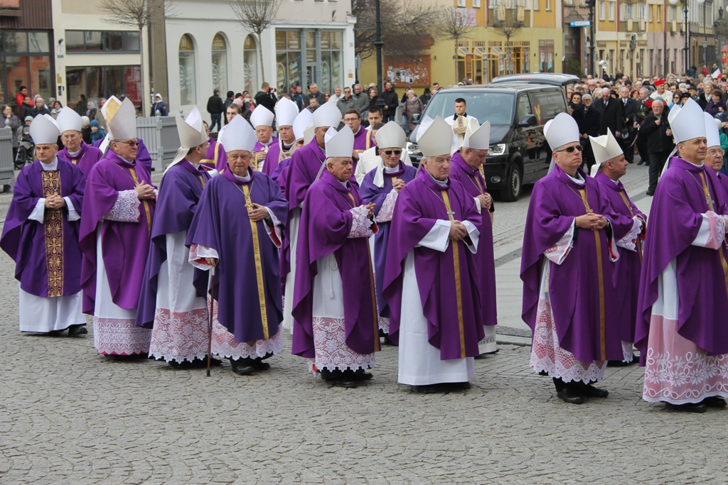 LUBIN. Na rowerach po szpik dla Justyny