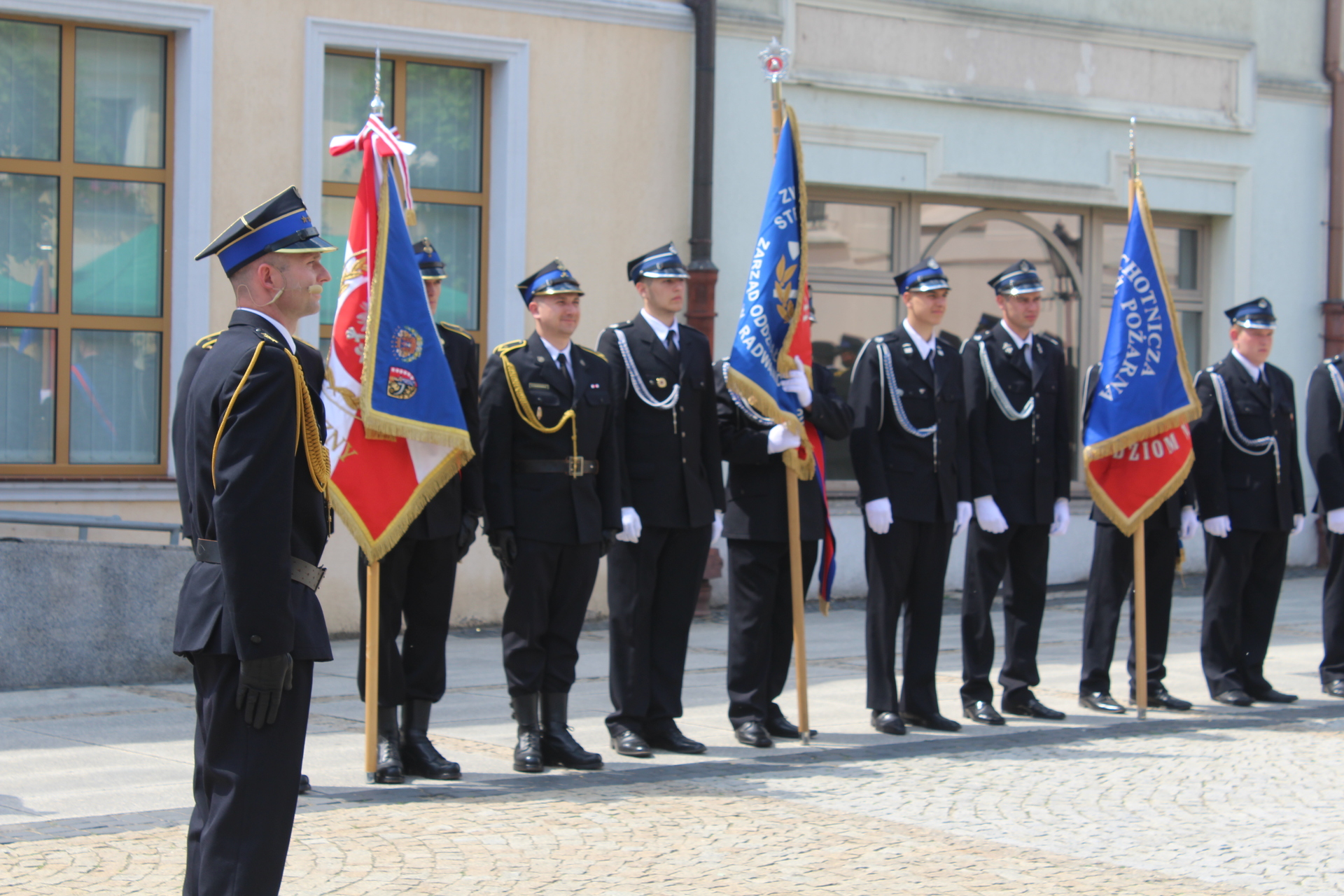 LEGNICA. Miliarder kibicował, kierowcy przeklinali