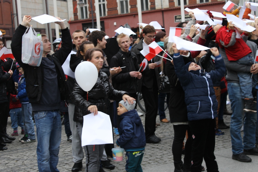 KOCHLICE. Dwa oblicza Iskry