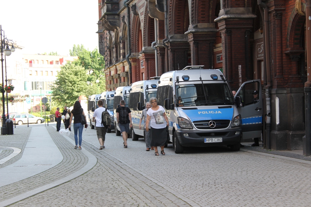 LUBIN. Policjantki na boisku