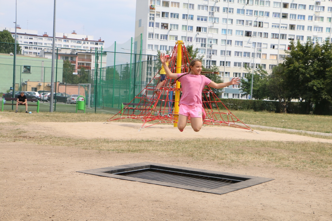 LEGNICA. Zabawa za pieniądze z LBO