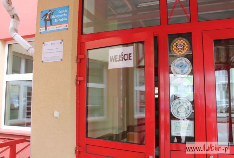 JAWOR. W szkołach będzie cieplej