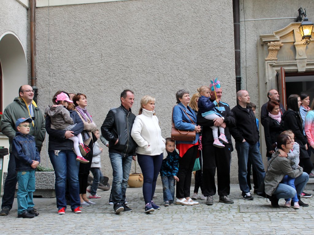 LEGNICA. Obiecano boisko, mają ściernisko