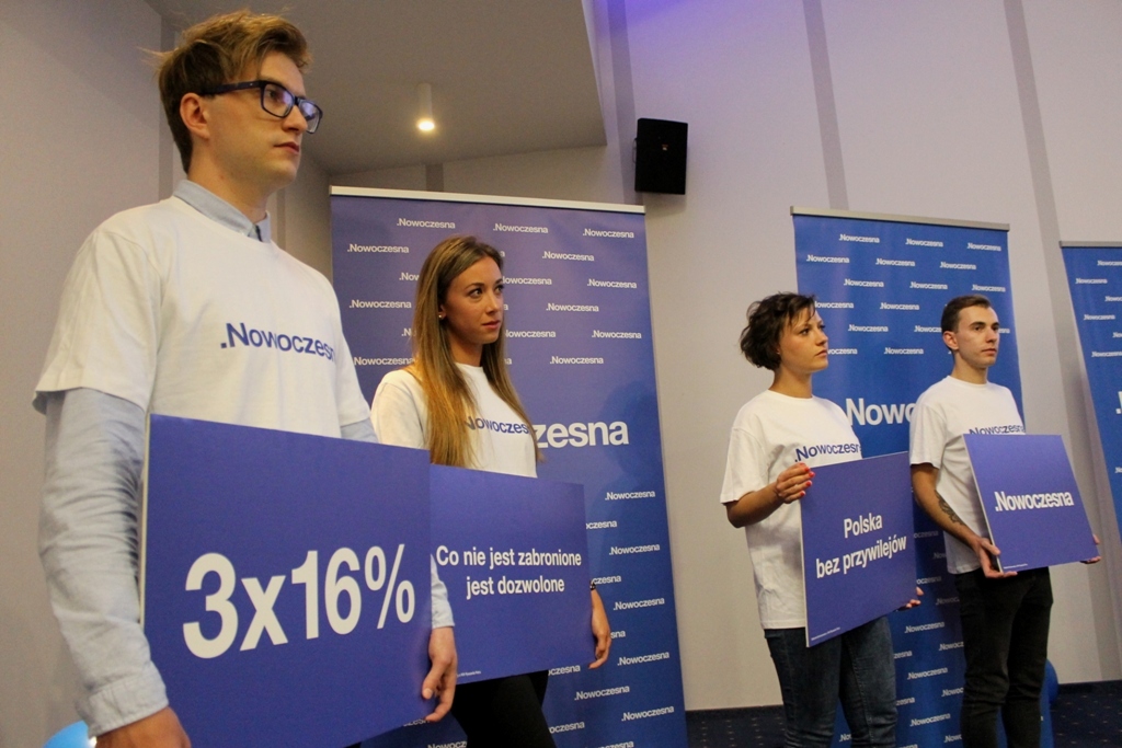 LUBIN. Czołówka na Niepodległości