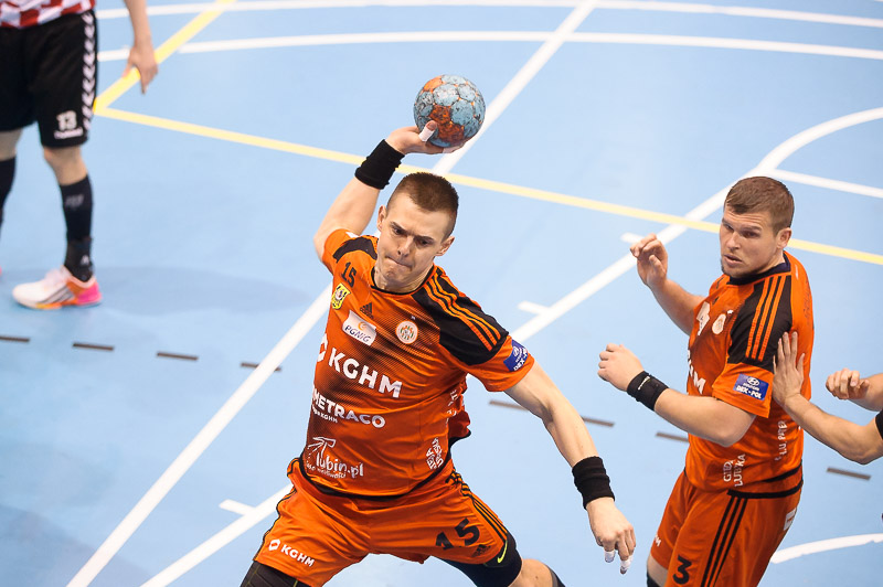 LEGNICA. Miedź przegrywa z liderem