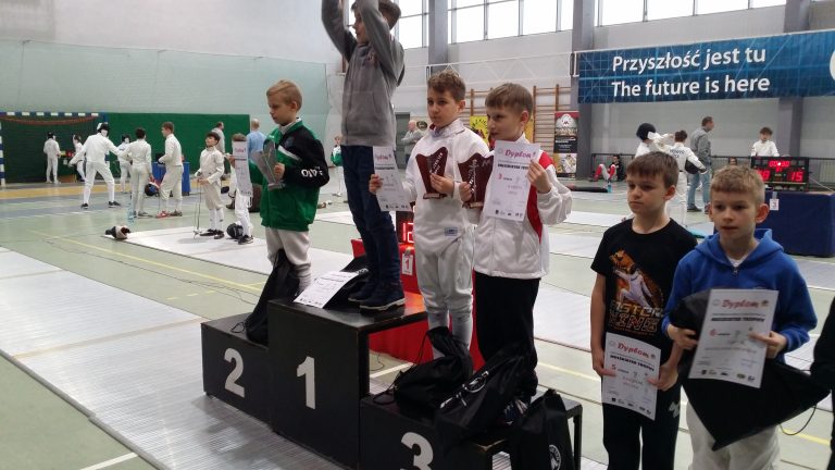 LUBIN. Zapraszają na szermierkę