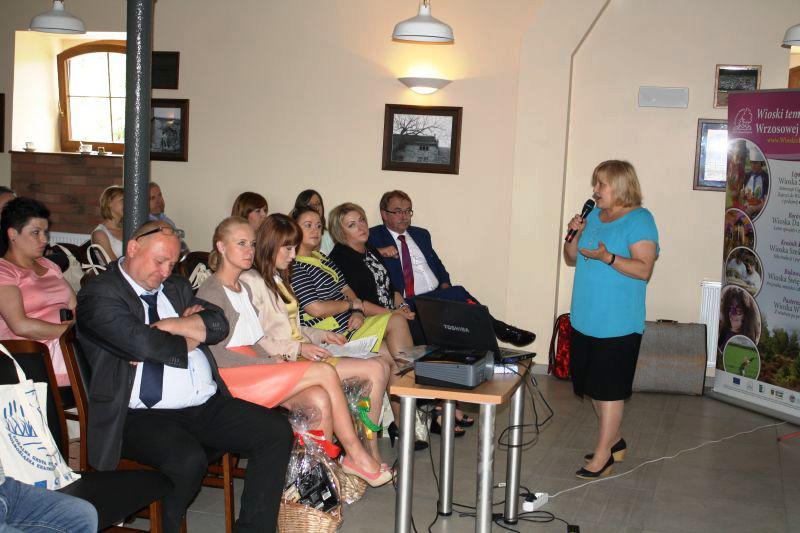 GŁOGÓW. Rzeźby ryb nad Odrą