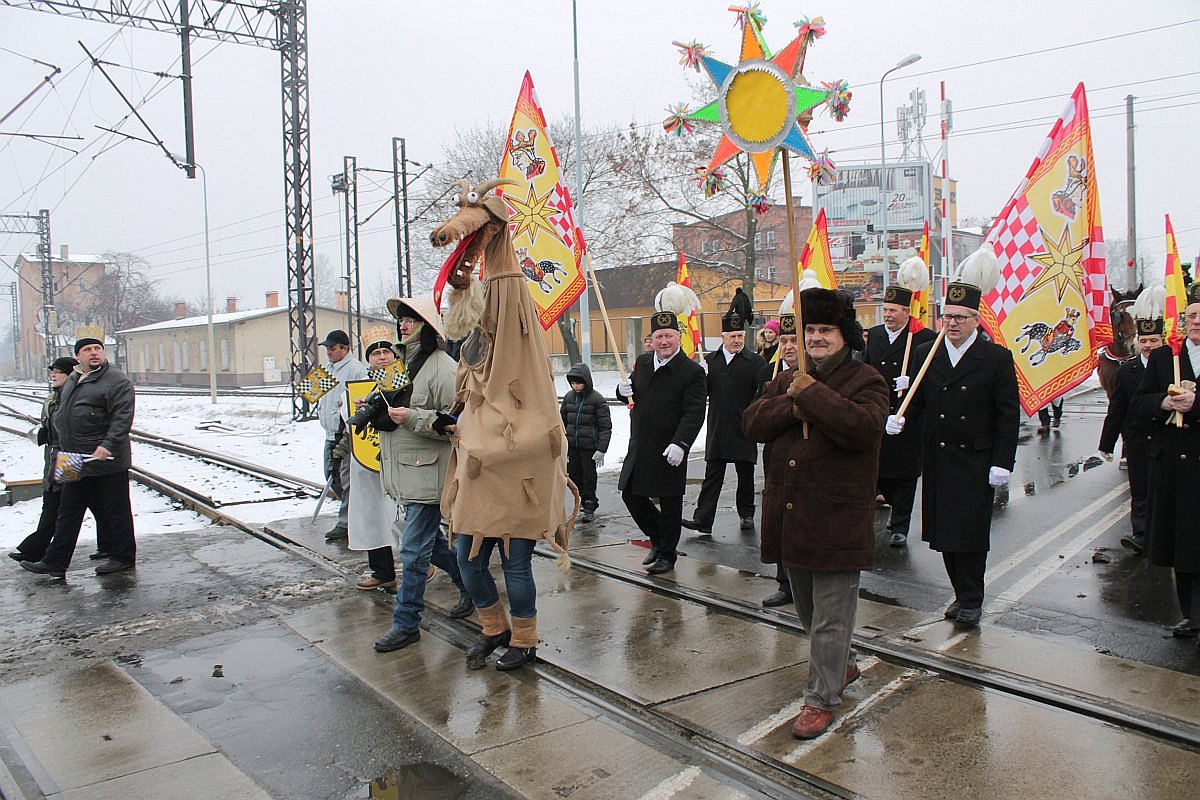 LEGNICA. Zazgrzytały blachy