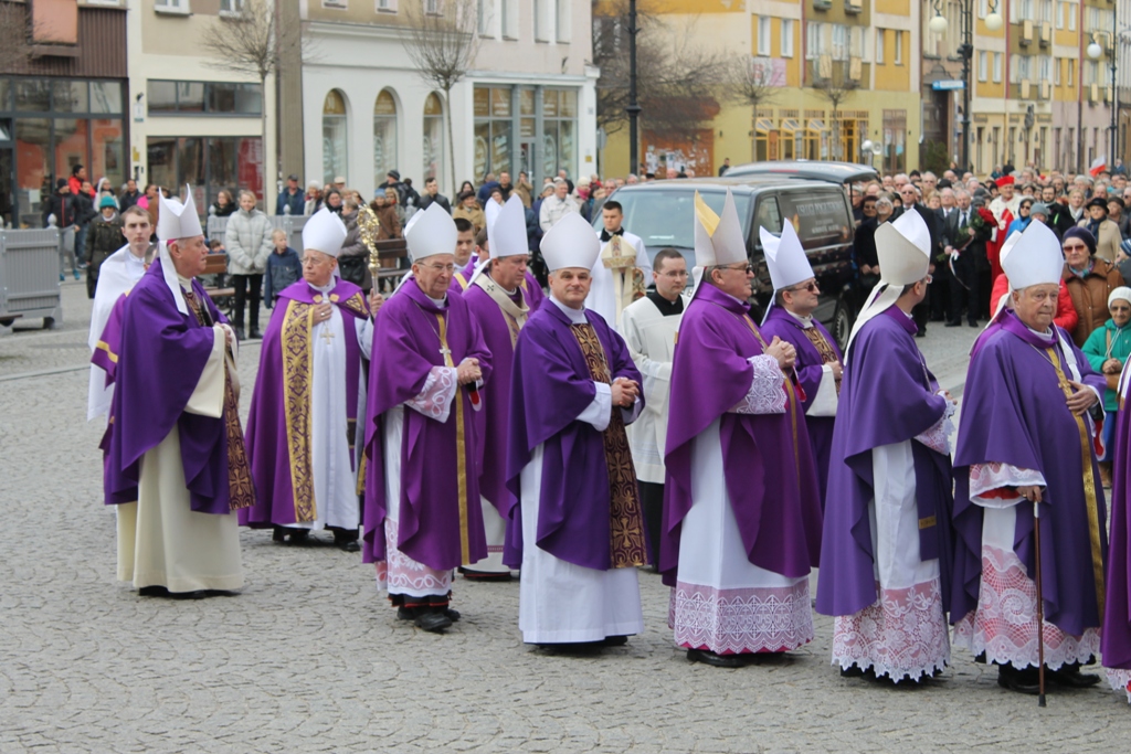 LEGNICA. Krzakowski stracił kolejny głos