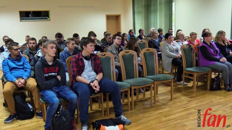 GŁOGÓW. Młodzież przepytała kandydatów na prezydenta miasta