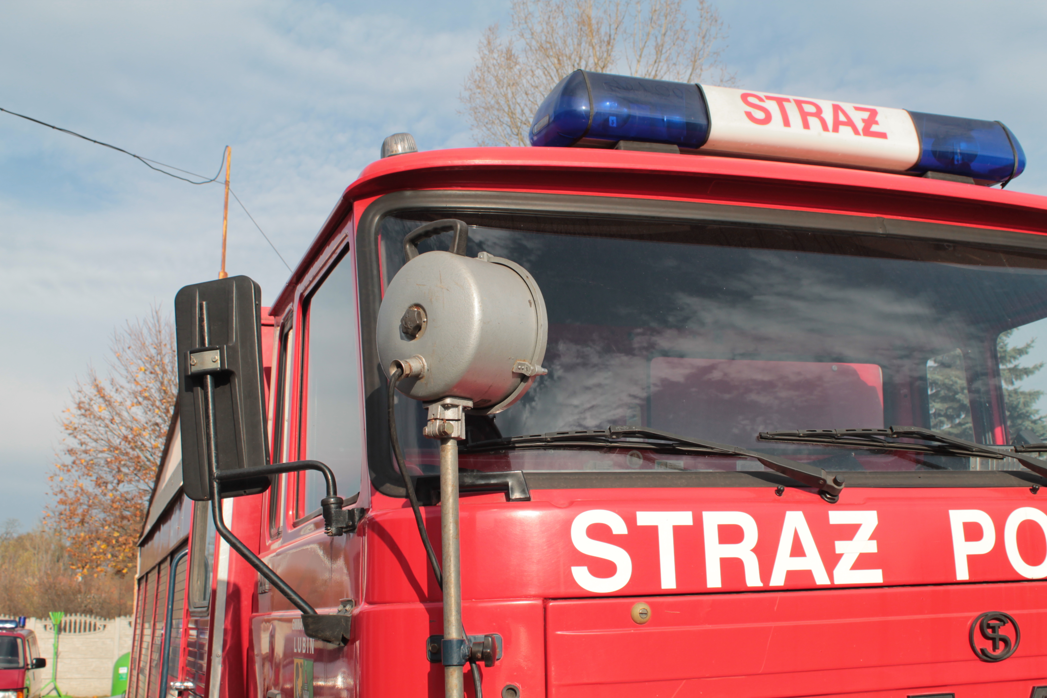 POLKOWICE. Dym na 9. piętrze, a drabina zepsuta