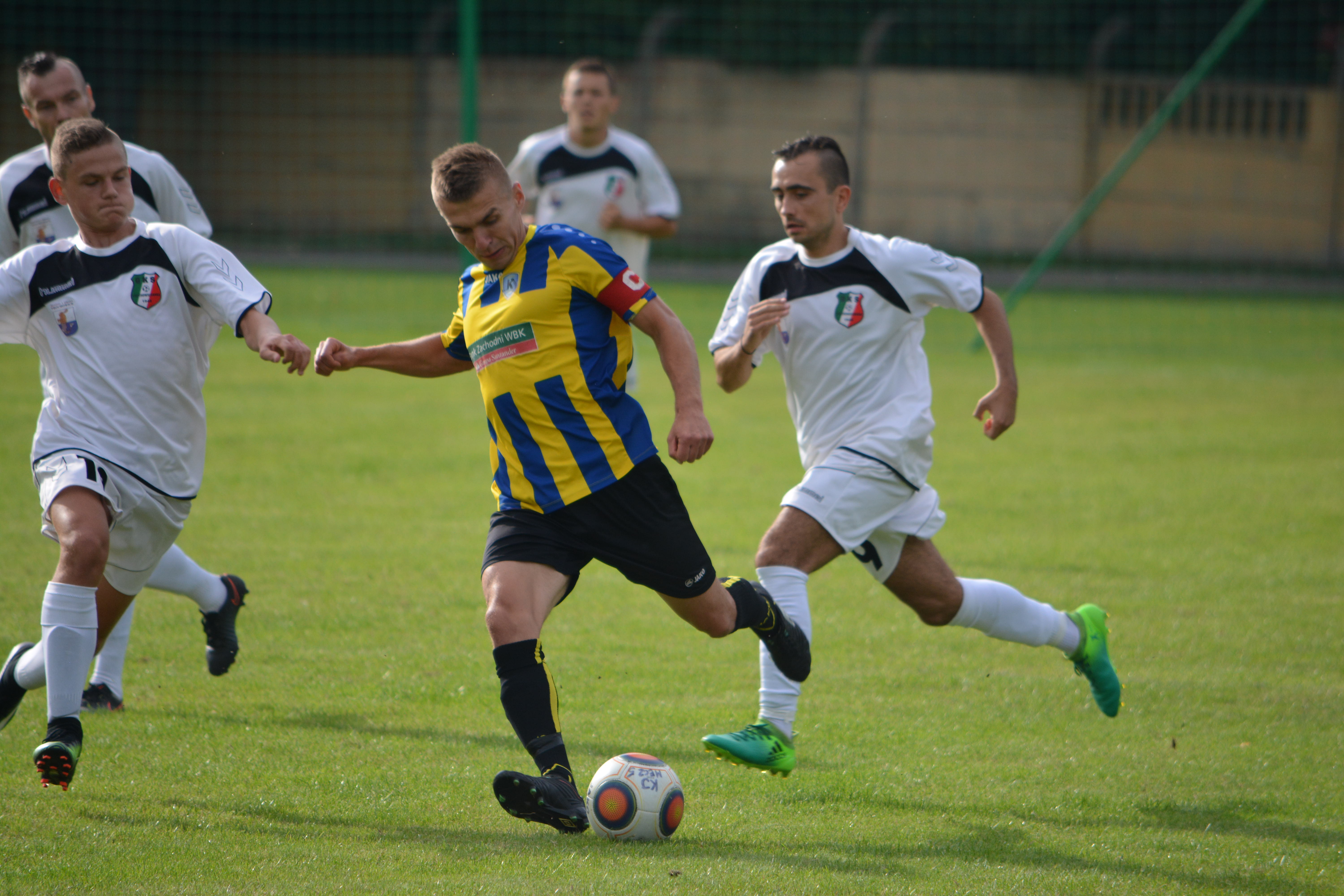 ZŁOTORYJA. Za szybko wszedł w zakręt