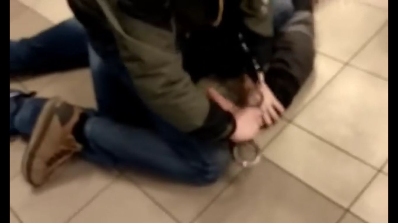 ZŁOTORYJA. Zaufali koledze. On skrzywdził ich dzieci