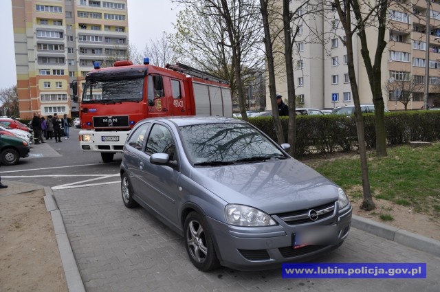 LUBIN. Blokują drogi pożarowe