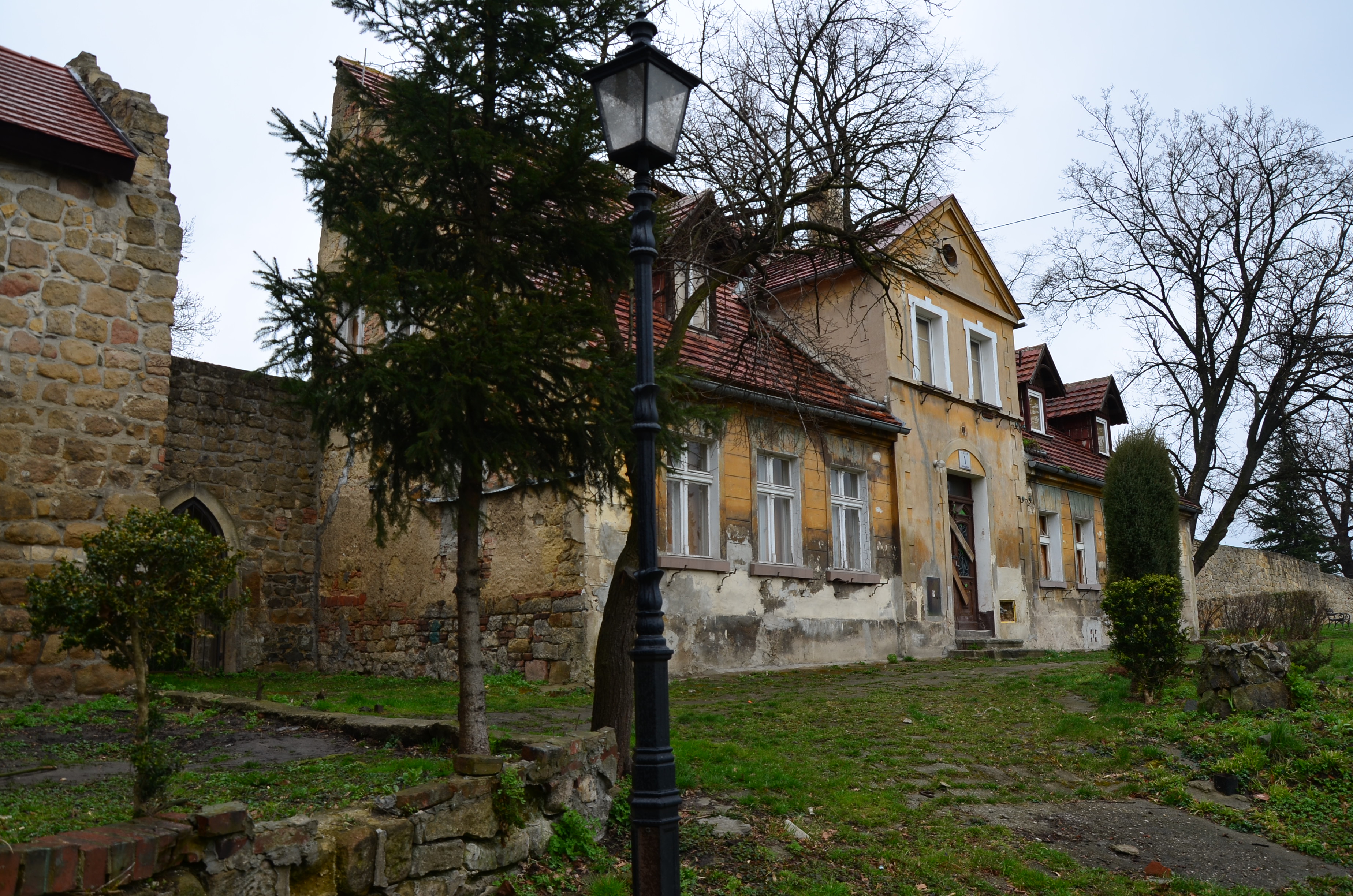 ZŁOTORYJA. Zabytek pod młotek