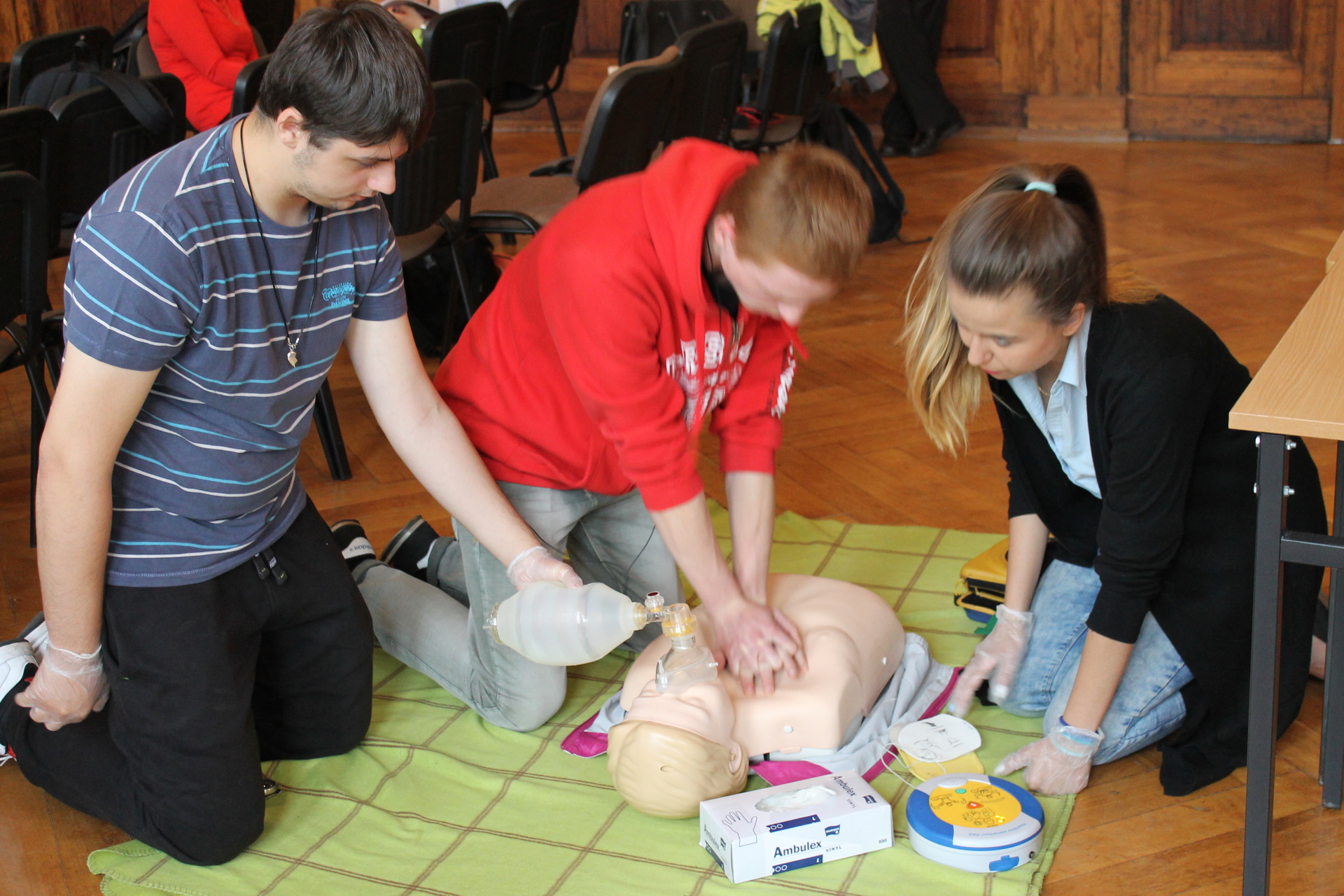 LUBIN. Młodzież udzielała pierwszej pomocy /video/
