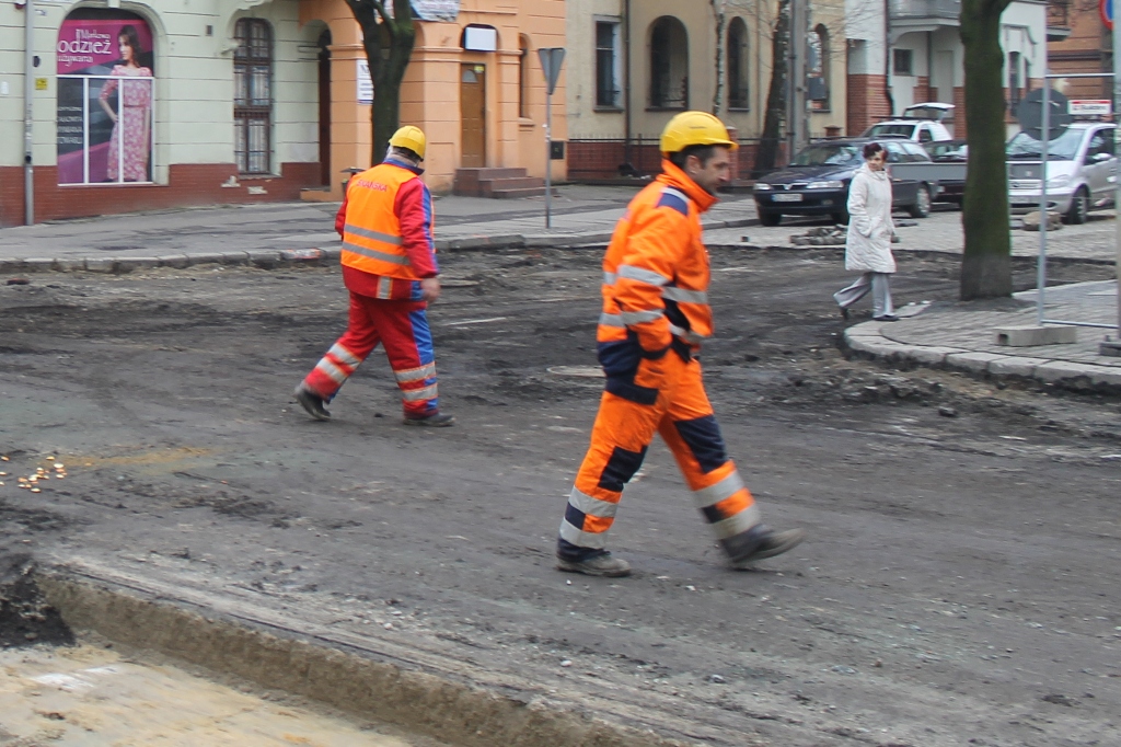 LEGNICA. Budują rondo, będą utrudnienia