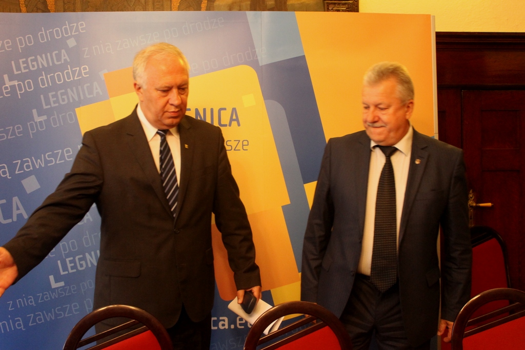 LEGNICA. Reforma w cieniu wojny