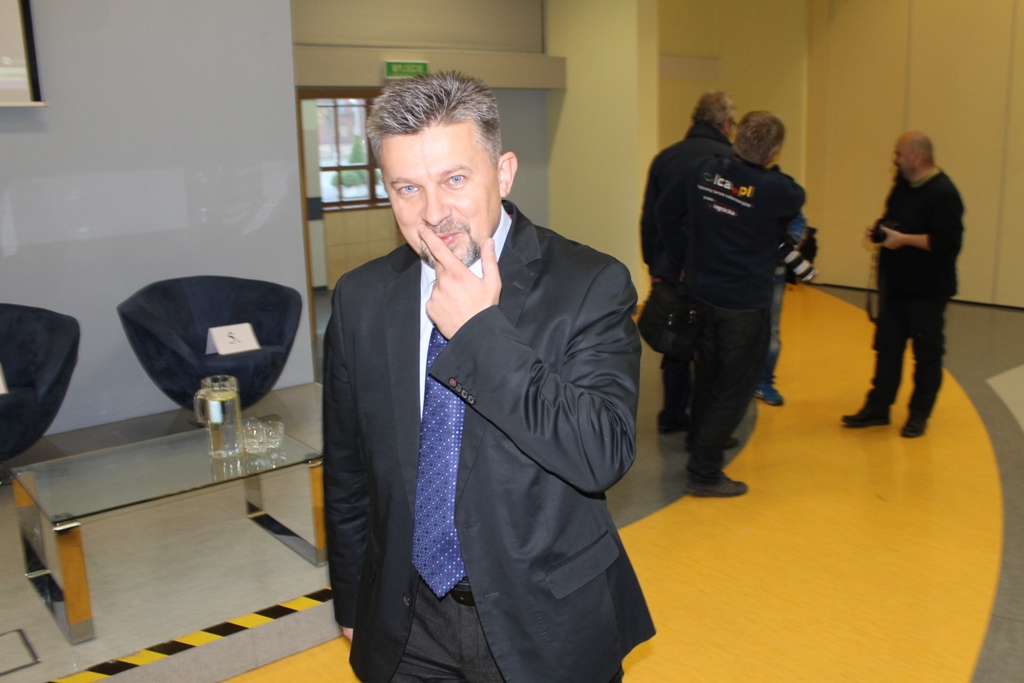 LEGNICA. Uczelniane władze w komplecie