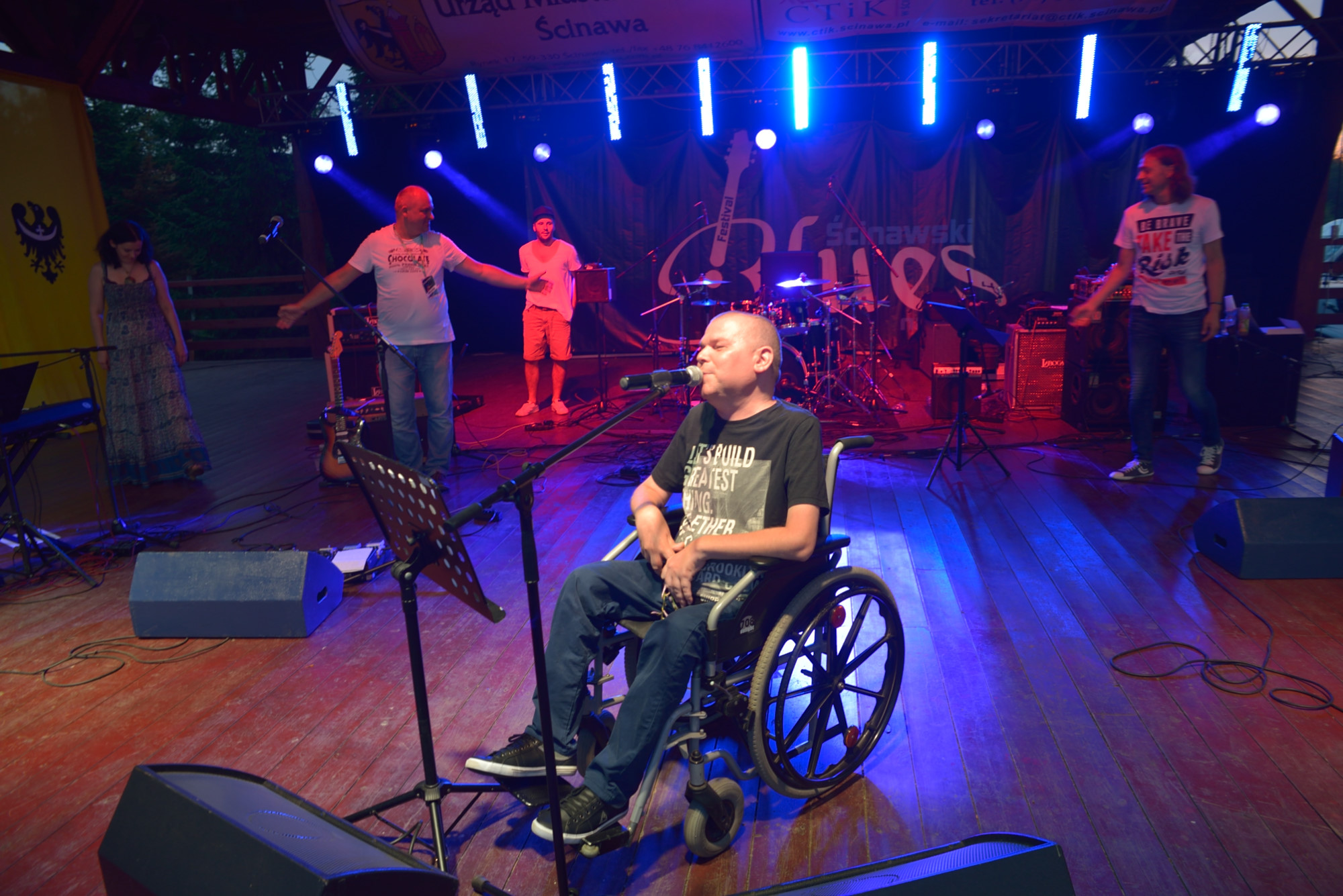 ŚCINAWA. Bawili się w rytmie bluesa