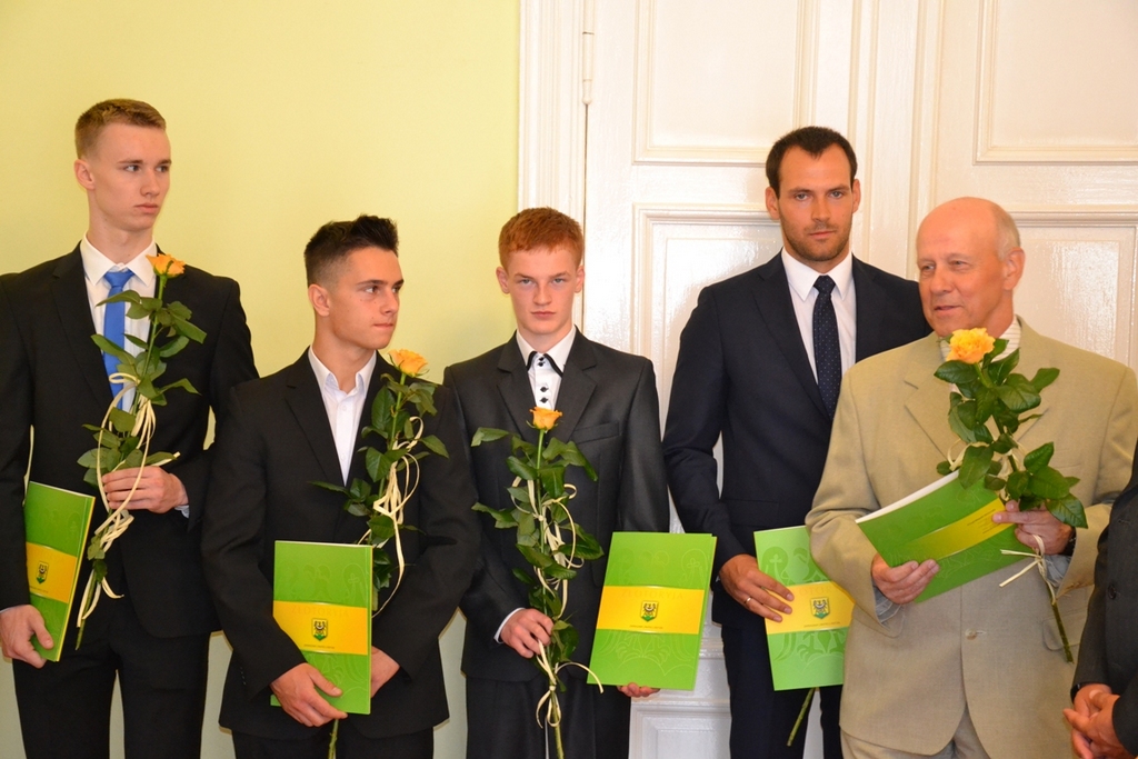 ZŁOTORYJA. Nagradzają podczas sesji