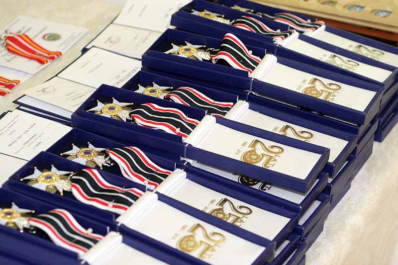 JAWOR. Odznaczenia i awanse