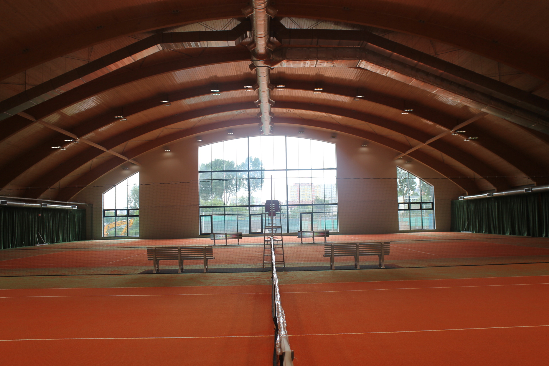 LUBIN. Będą grać w tenisa przez cały rok (WIDEO)