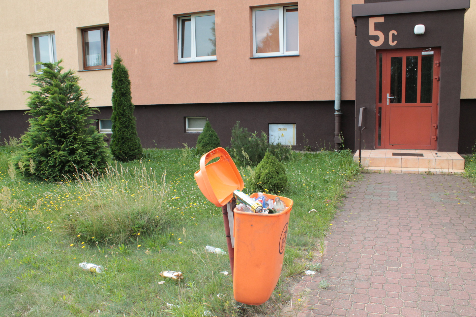 RUDNA. Czyje to śmieci? (WIDEO)