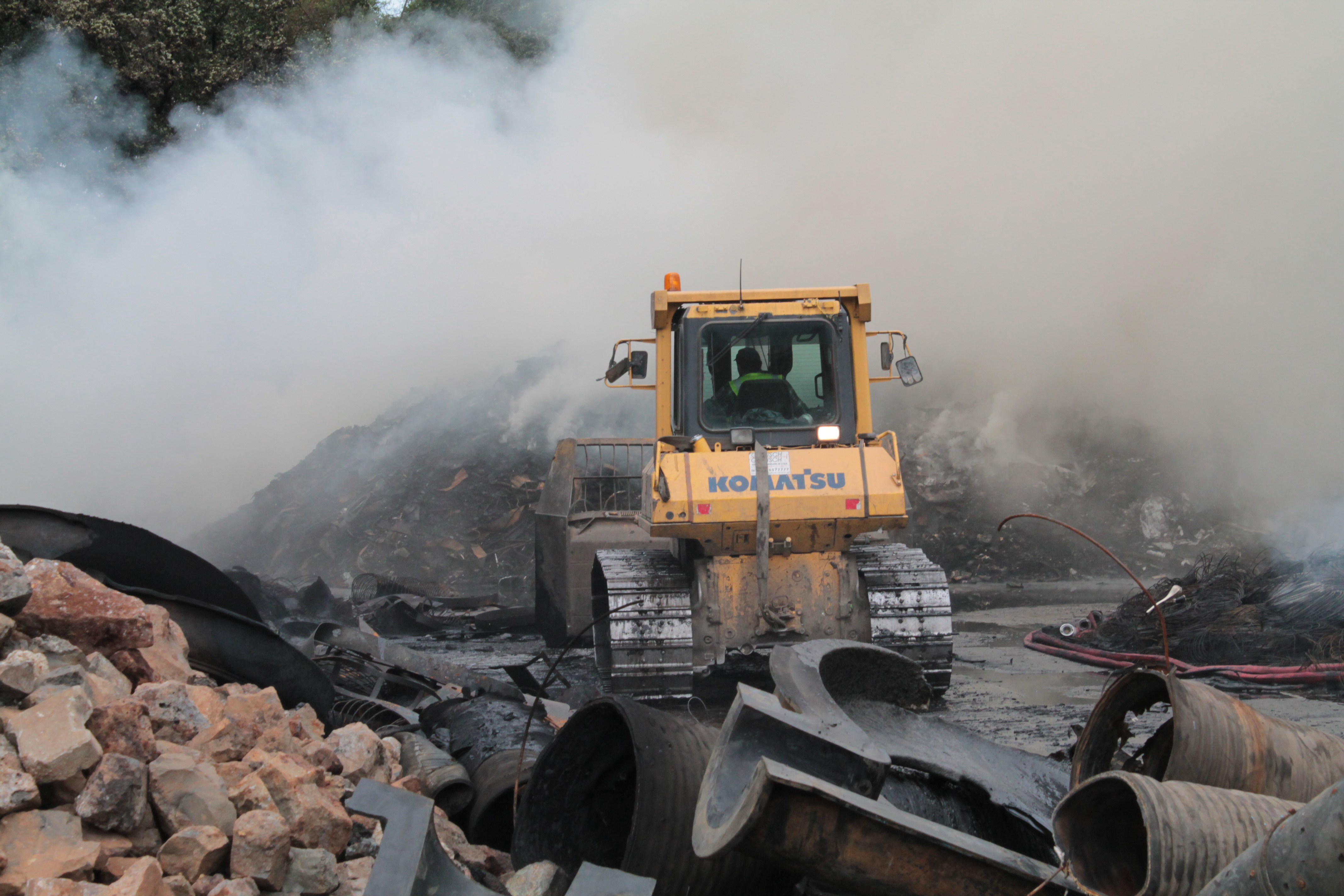LUBIN. Będzie śledztwo w sprawie pożaru składowiska? (AKTUALIZACJA, FOTO, WIDEO)