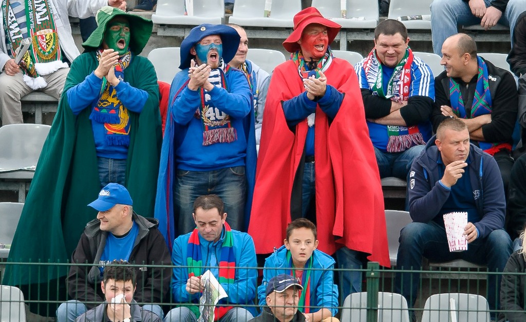 LEGNICA. Dopingują, stadionów nie demolują