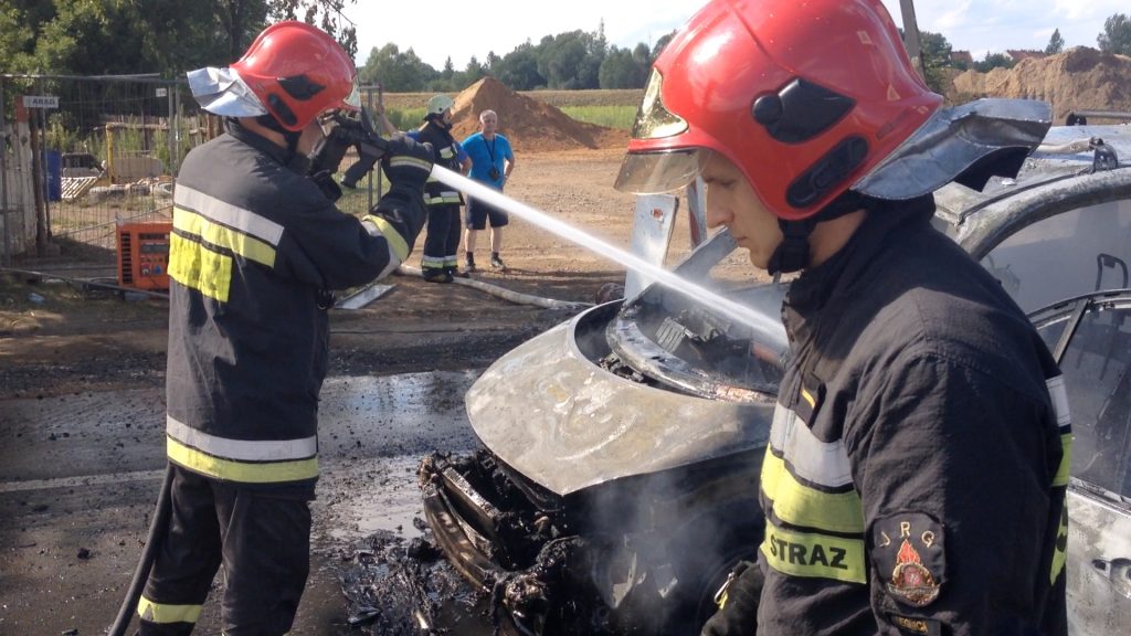 ZAGRODNO. Płonął volkswagen