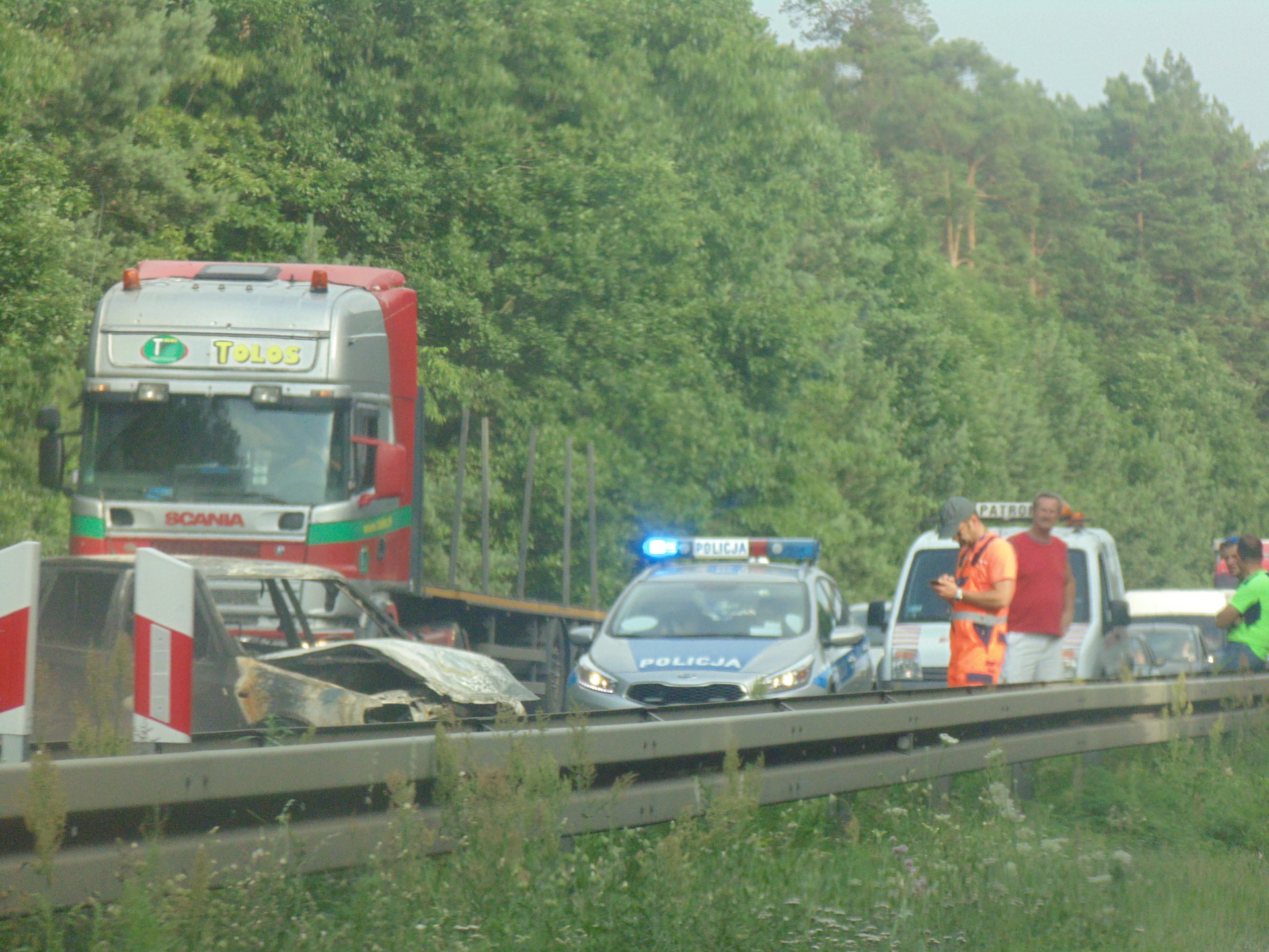 LUBIN. Na krajowej trójce spłonęło auto (AKTUALIZACJA)