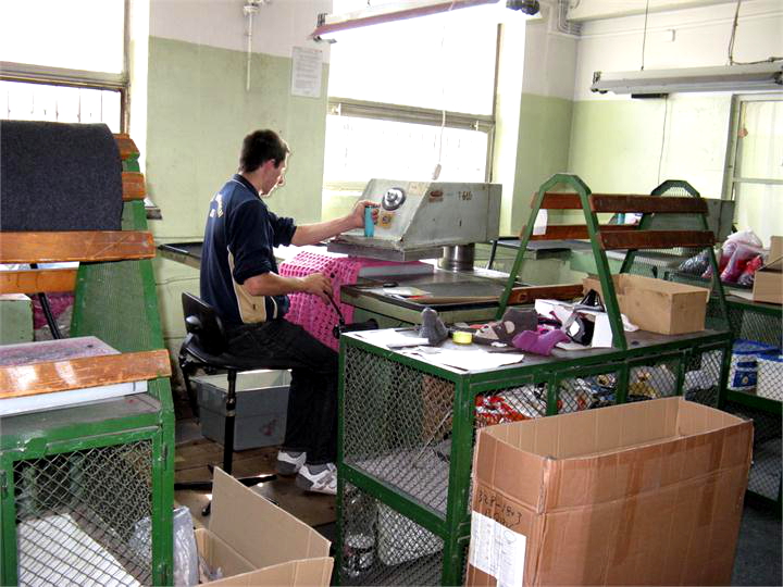 LEGNICA/LUBIN. Zostawiła inwalidów na lodzie (WIDEO)