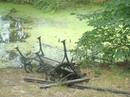 CHOCIANÓW. Wandale zabierają pieniądze mieszkańcom gminy