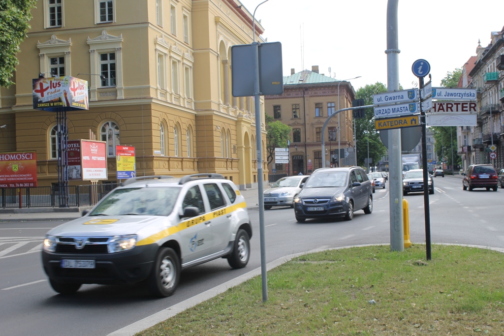 LEGNICA. Chaos na skrzyżowaniach