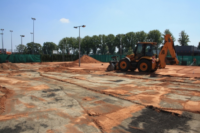 GŁOGÓW. Remontują korty, ale nie tylko