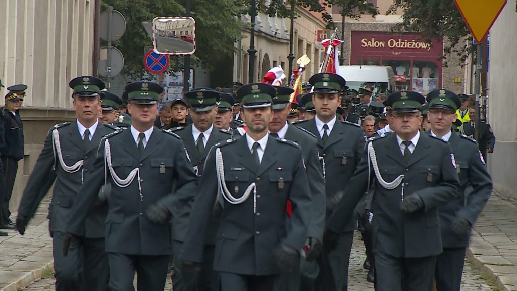 LEGNICA. Celnicy opanowali miasto (WIDEO)