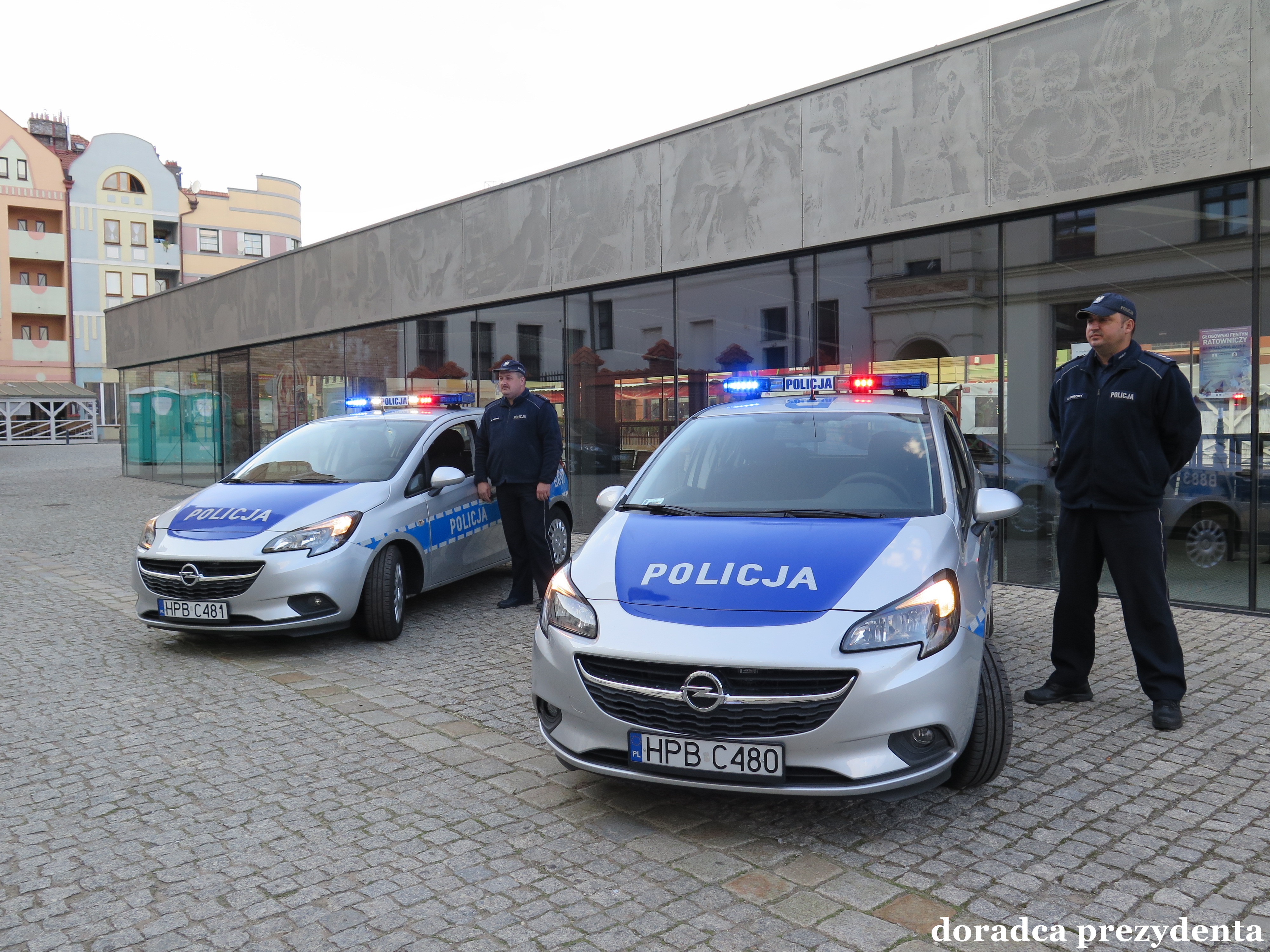 GŁOGÓW. Nowe radiowozy na służbie