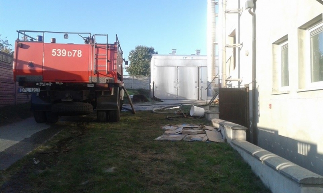 WILKOCIN. Pożar w zakładzie stolarskim