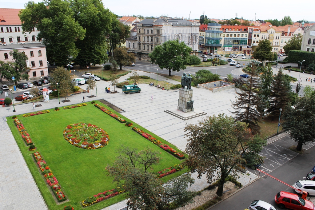 LEGNICA. Dziesięć koncepcji na przebudowę placu