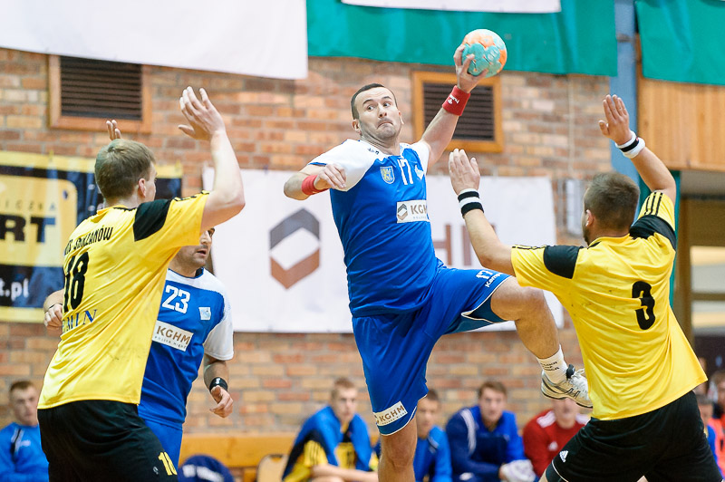 LEGNICA. Cieszy wygrana, styl mniej (FOTO)