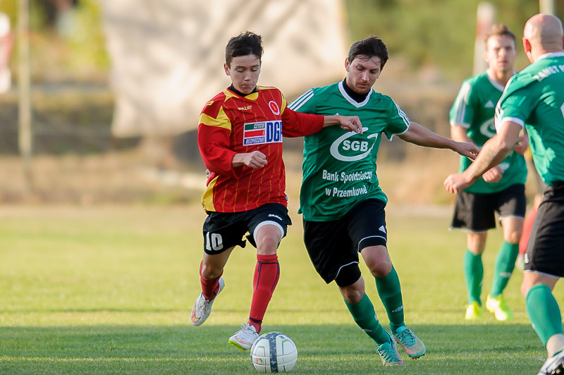 REGION. Bez niespodzianek w sobotnich meczach okręgówki (FOTO)