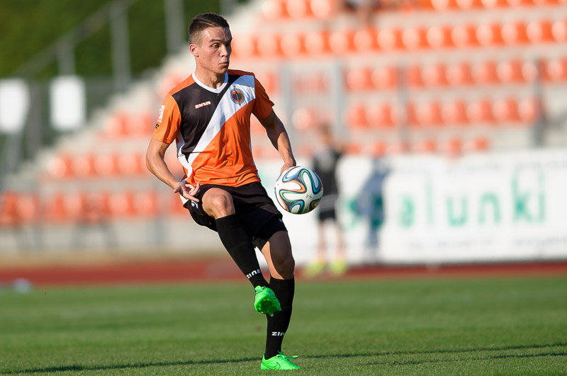 GŁOGÓW. Remis na trudnym terenie