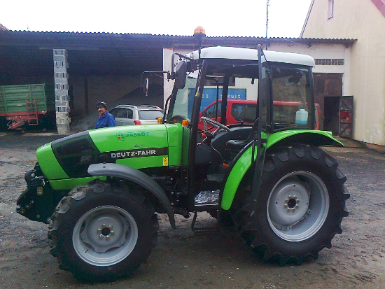 MĘCINKA. Ciągnik zamiast auta