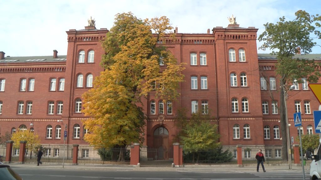 LEGNICA. Rektor PWSZ do zwolnienia? (WIDEO)