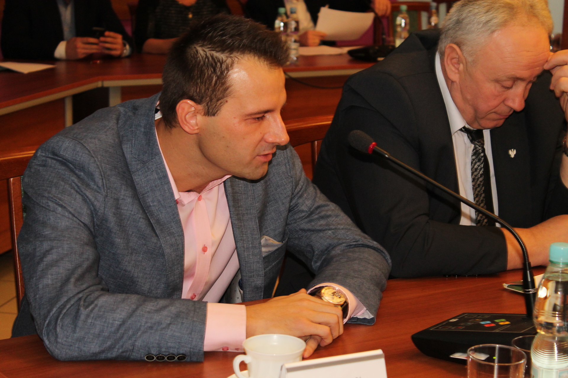 LUBIN. Robią porządek z drogami (WIDEO)