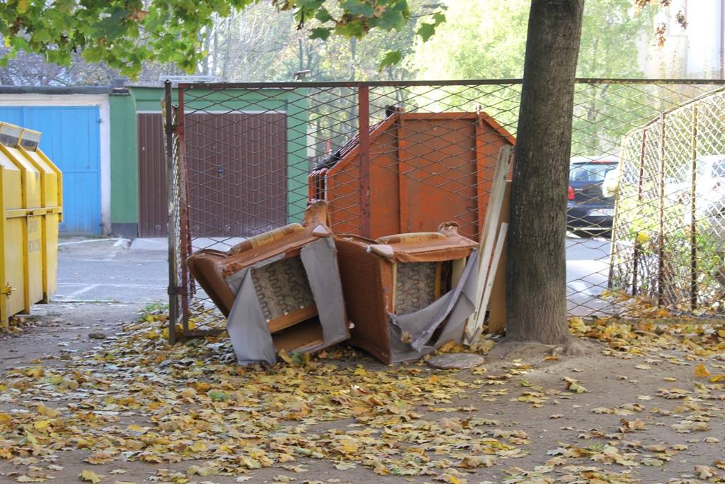 LEGNICA. Za darmo wywiozą graty